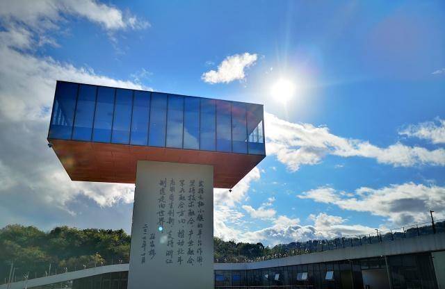 六山环绕,碧水中流,云栖小镇特色产业风貌区获评省级城乡风貌样板区