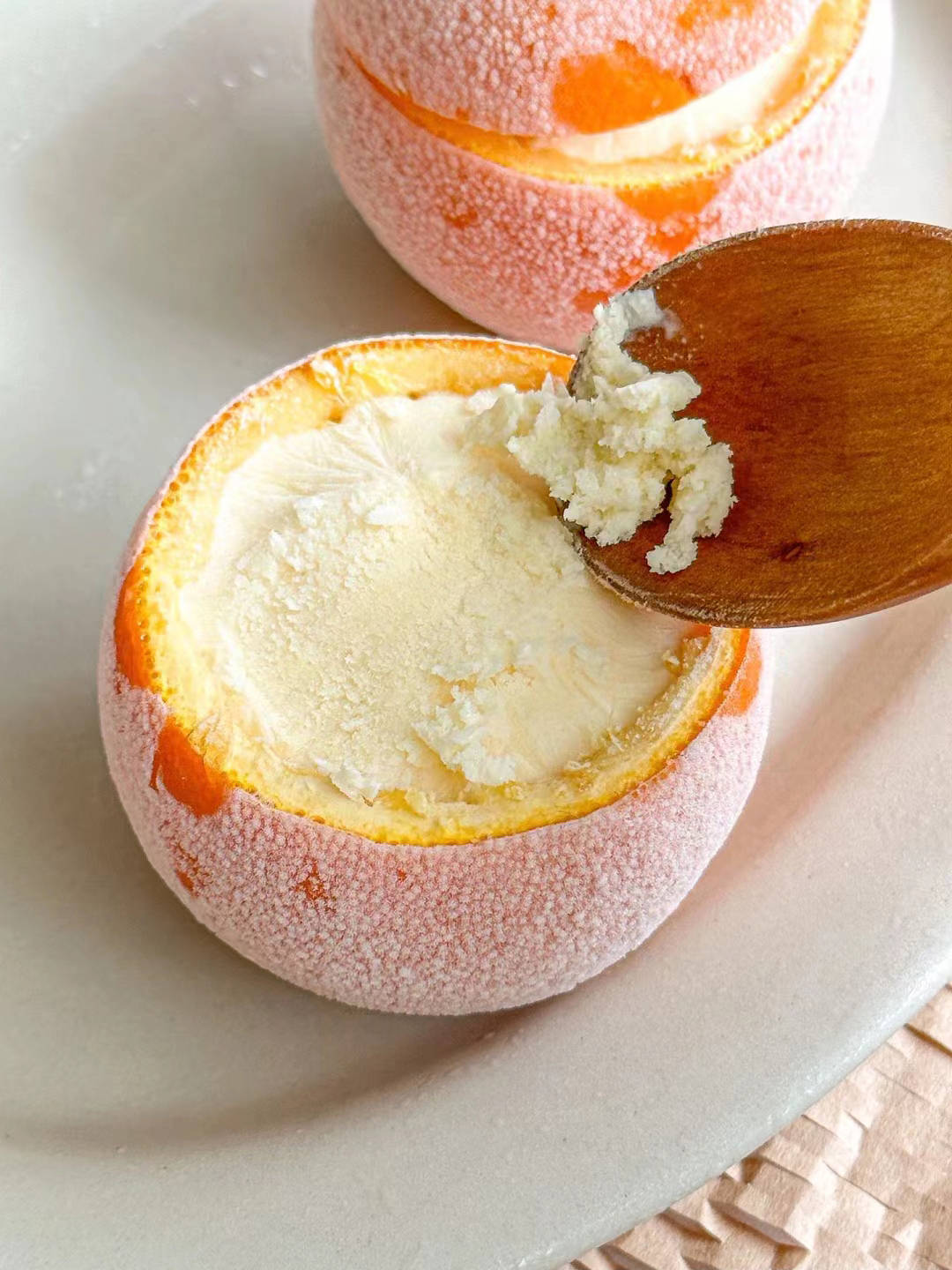 自制香橙冰淇淋 只需3种食材,浓浓橙香,甜中带酸_橙子_小时_巧克力