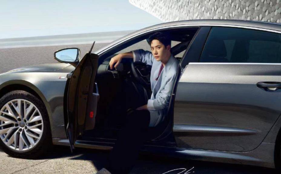 王一博骑摩托简直不要太帅,当网友看到酷盖开车时:沦陷了