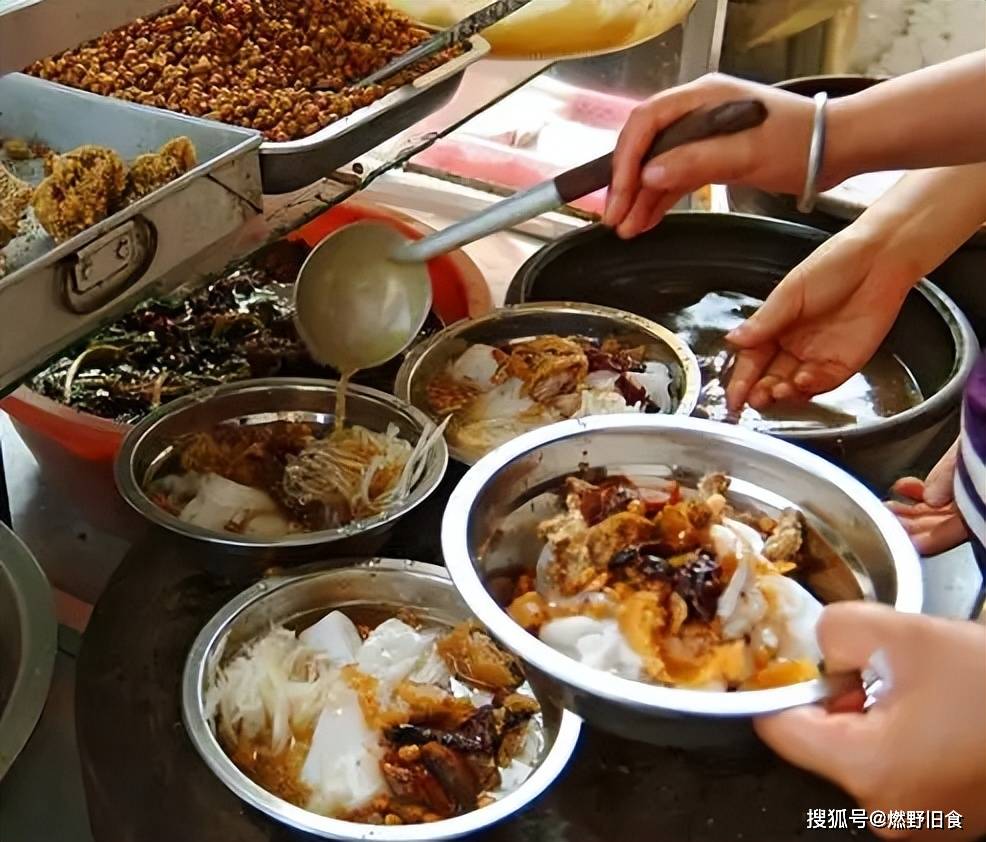 别总扎堆去柳州、桂林了，广西这座不夜城才是真正的美食宝藏地