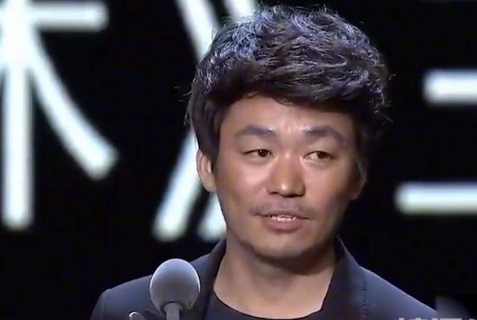 王宝强八角笼中五天破8亿票房,周星驰刘德华等为他站台_电影_支持