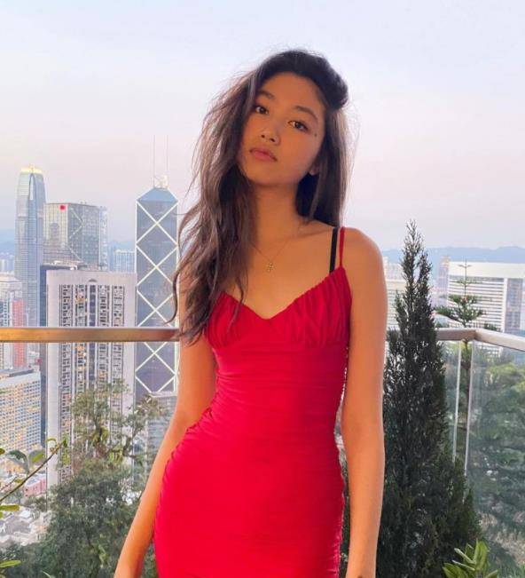 42吋逆天长腿,完美遗传妈妈基因_任晴佳_策划_活动