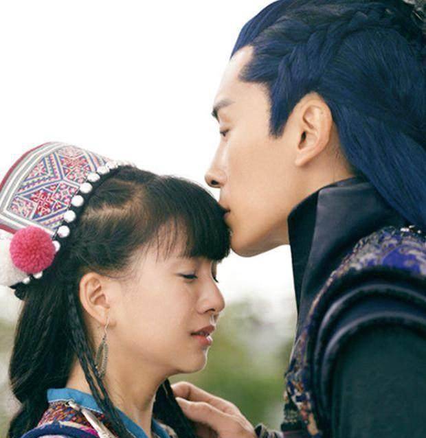 神似林依晨的小彩旗许久未露面,卸了妆的她你还认得出吗_皮肤_化妆