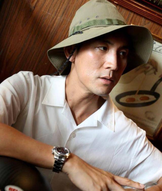 谭俊彦不做星二代,靠演技收获粉丝,做慈父直言不介意女儿同性恋_网友