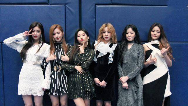 宋雨琦上跑男衣品开挂,芭比粉棉服配麻花辫太可爱,跑男眼光真毒_少女