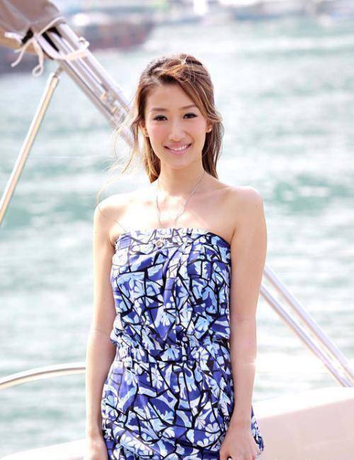 谢婷婷完美遗传了谢贤的风流,8任男友无缝衔接_谢霆锋_哥哥_生活