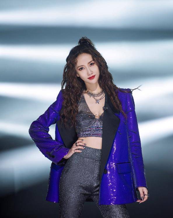 董洁弦子贾青惨遭淘汰,拉胯的袁姗姗张馨予却顺利晋级_周笔畅_实力