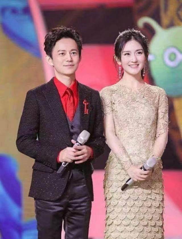 代替她主持快乐大本营的陈娅安却火了_穿着_蒋劲夫_何炅