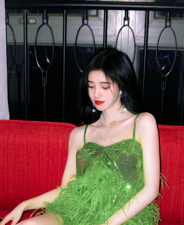 鞠婧祎为了美有多拼?