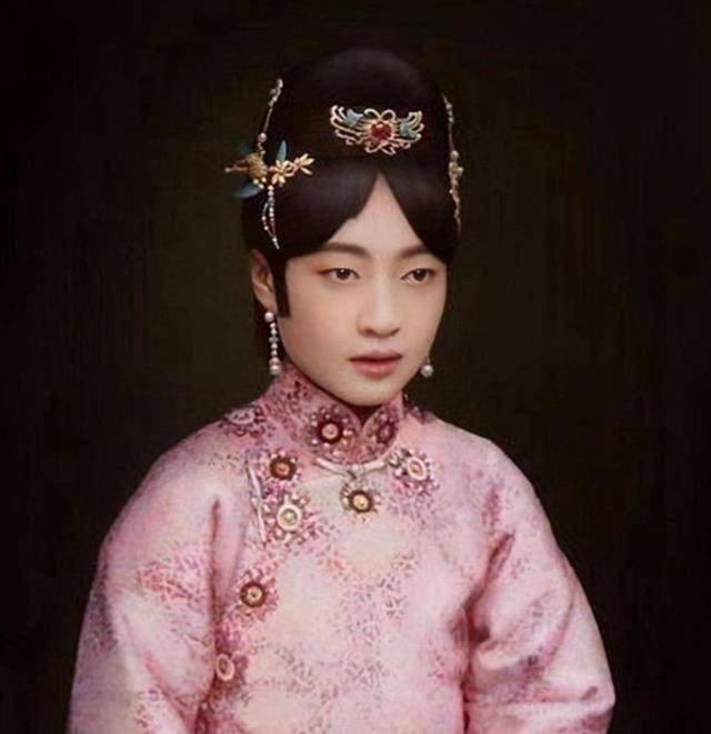 1935年,29岁婉容临盆,溥仪大怒:我们未圆房,哪来的孩子?