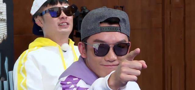 烟瘾大到禁烟黄大使也掌控不了_baby_王中磊_黄晓明