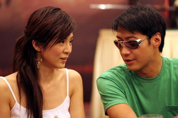 随后和舒淇一样有着时尚厚唇的徐子珊和乐基儿就登场了,两位厚唇女你