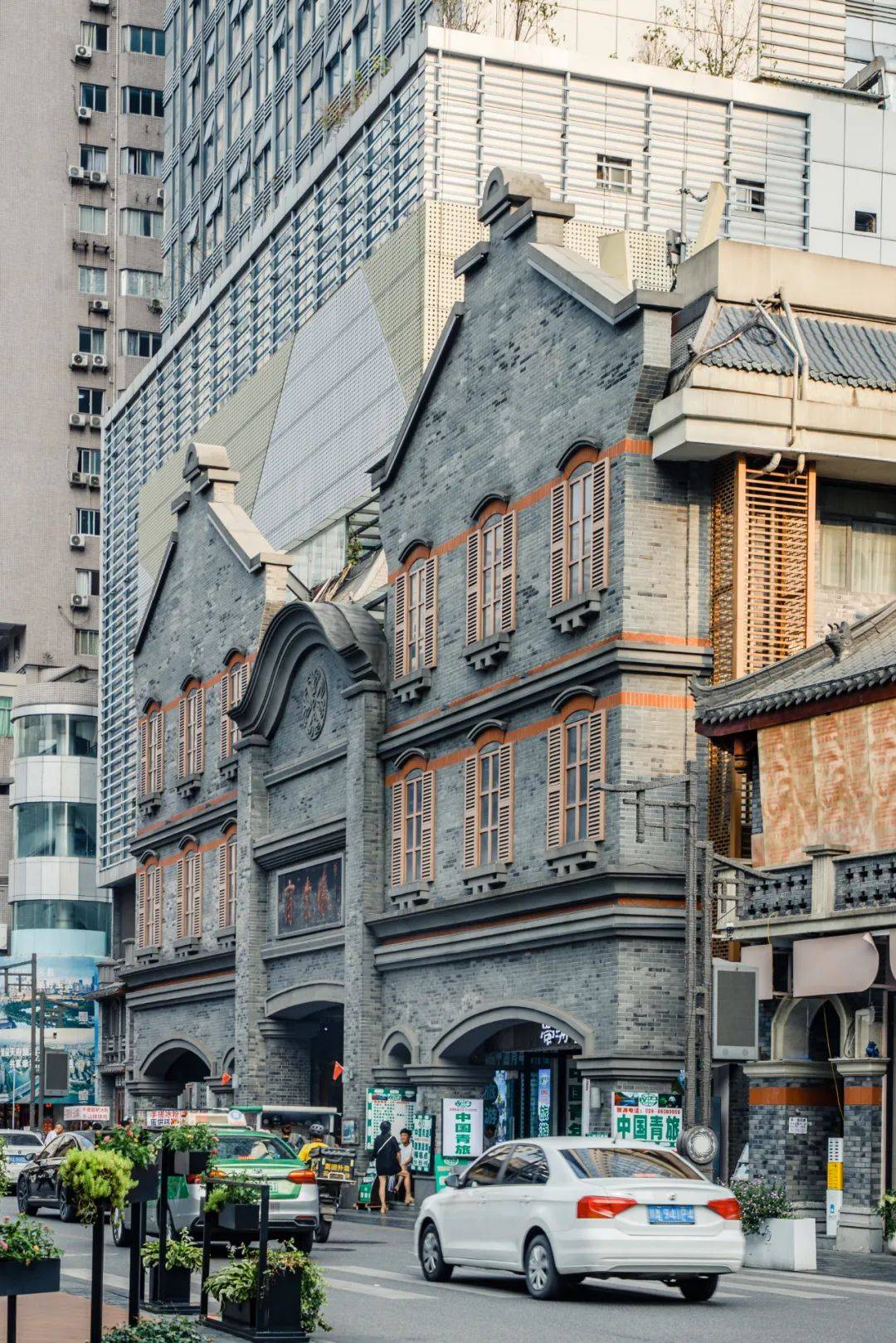华兴街|在560米的街道,走出百年国际范儿_成都_建筑_岁月