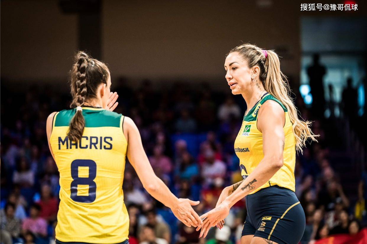 名单没有变动,打到总决赛主力球员消耗可以说也很大了,对阵巴西女排的