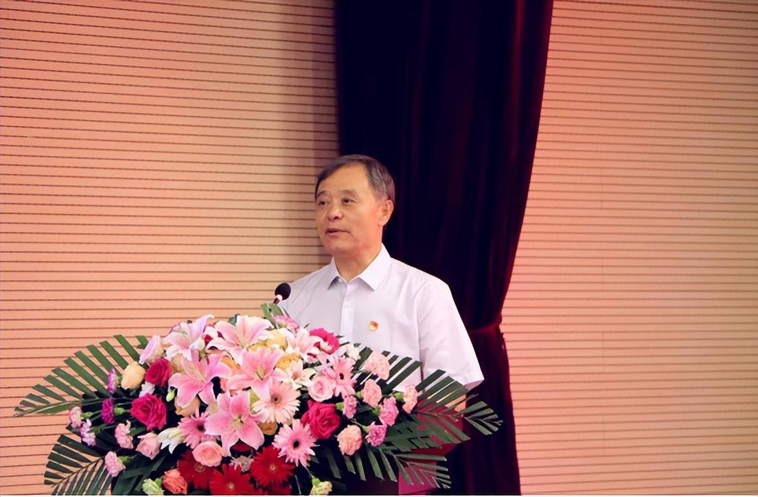 郑伟在致辞中对中华志愿者协会为方正深度谋划路径,量身打造载体,全力