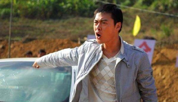 因《亮剑》成名,拍戏致双目失明两次轻生失败,今成80后首位视帝_张桐