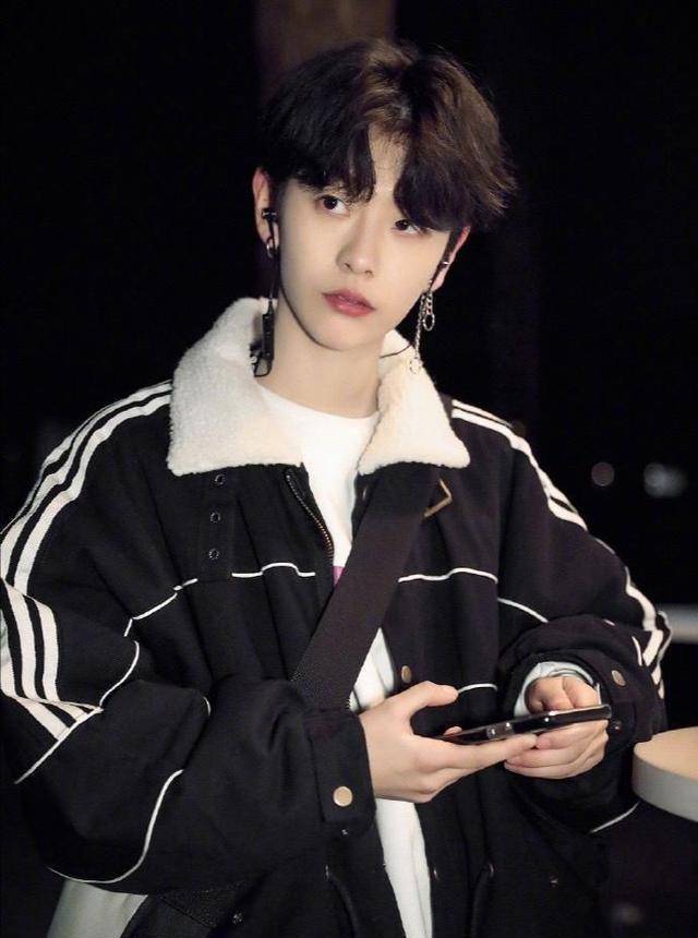 《创3》嘉行选手撞脸李钟硕,未播就吸粉无数,杨幂眼光太毒辣!