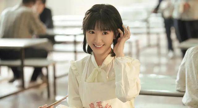 《乔家的儿女》毛晓彤:父亲比乔祖望坏很多倍,男友背叛后更坚强_母亲