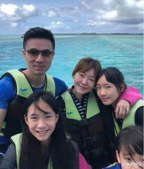 退圈,嘲笑其孩子长大她也70了,针锋相对斗到最后_姐姐_黄渤_老公