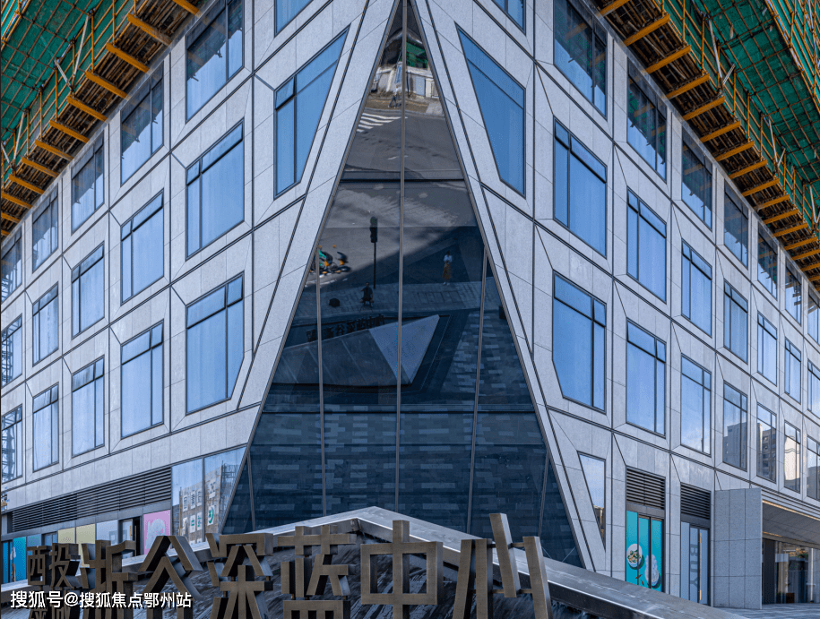 西投绿城浙谷深蓝中心售楼部电话|价格详情|实时西投绿城浙谷深蓝中心