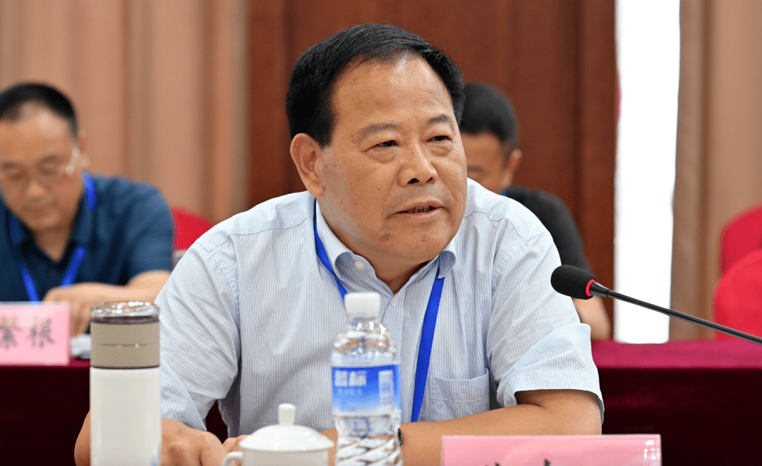 第十届孔子思想传承与发展学术研讨会在安徽举行_杨立华_哲学史_先生