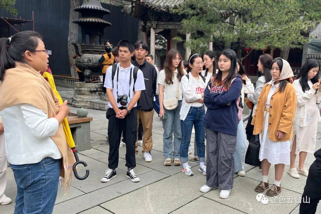 重庆大学博雅学院师生在五台山风景名胜区开展暑期红色教育和国情教育研学活动