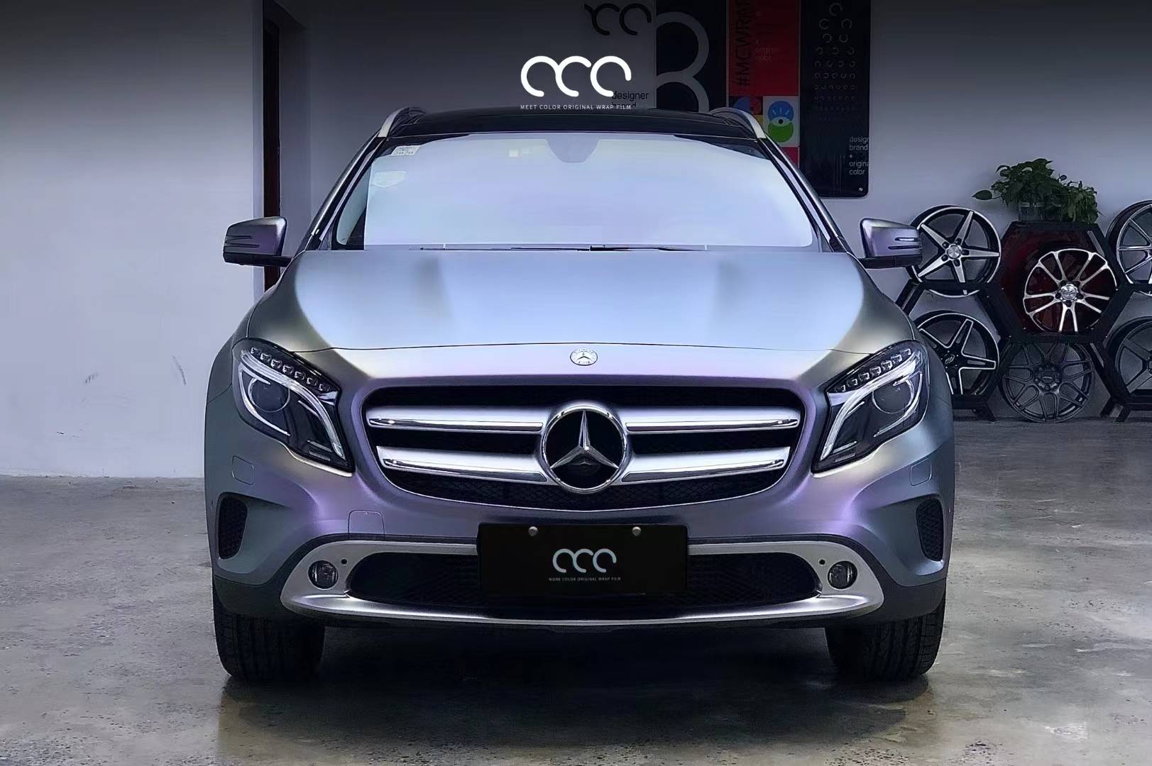 奔驰gla漫彩改色膜卡普里灰紫,优雅的灰紫色