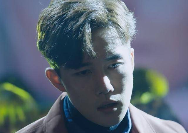 《正青春》温哲林睿合演双簧戏,金小贝气急败坏,章小鱼醋意大发_但丁