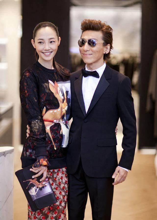 白百何深陷舆论风波备受打击!靳东对她说的这句话获网友大赞!