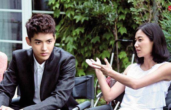 2021年人设崩塌的8大明星,个个咎由自取,华晨宇还不算最过分_郑爽