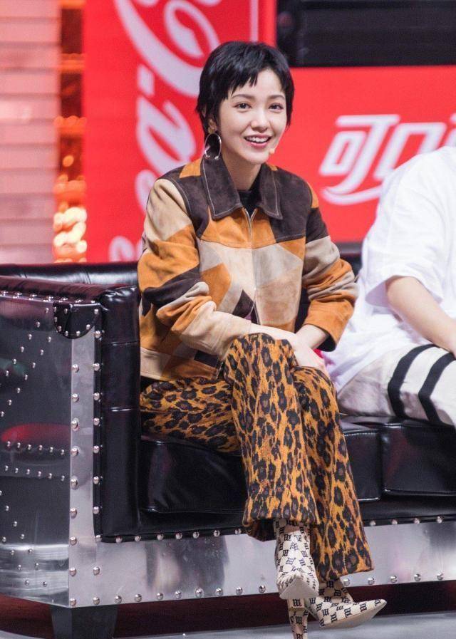 33岁郭采洁气质果然好!