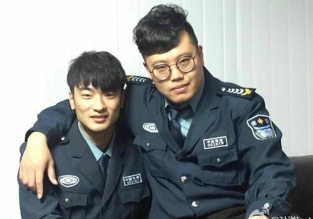 从保安到赵本山弟子,保安瓶底子结婚了新娘子年轻漂亮_魏欣宇_乡村