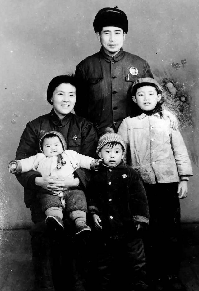 张良王静珠夫妇联袂编导,演员境况如何_白梅_丘龙_红梅