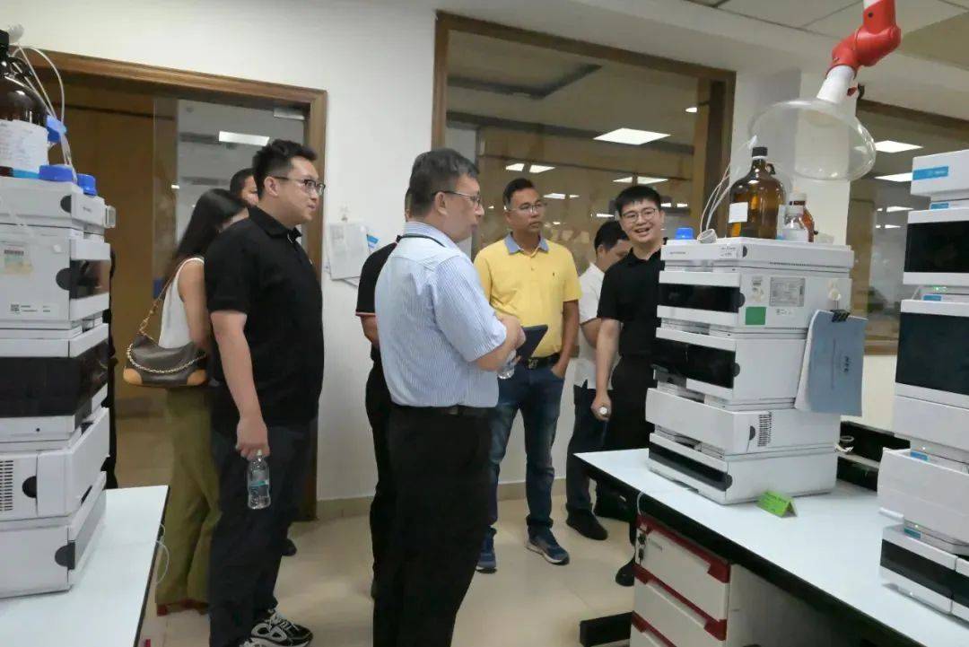 东阳光集团监事,董办主任魏才良,研究院办公室副主任尚宇以及集团董办