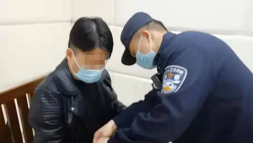 2018年，浙江女子被快递员性侵40分钟，大声哭泣：他就像一只动物