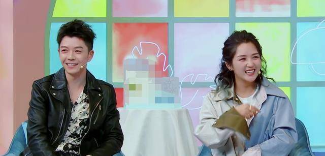 曝光,黑板10条家规赫然醒目,生完孩子像换了一个人_王栎鑫_工作_明星