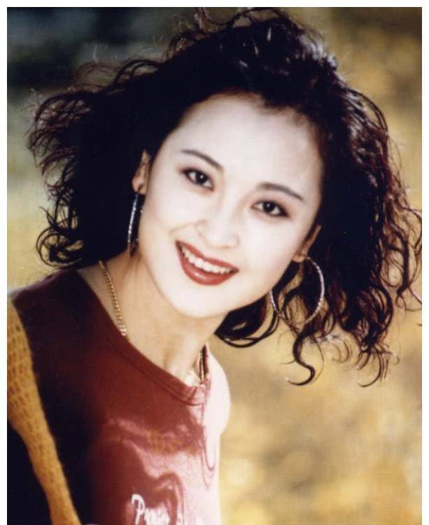 王璐瑶:香皂情定万梓良被骂小三,27岁嫁二婚带娃的百亿富豪_李辙_事情