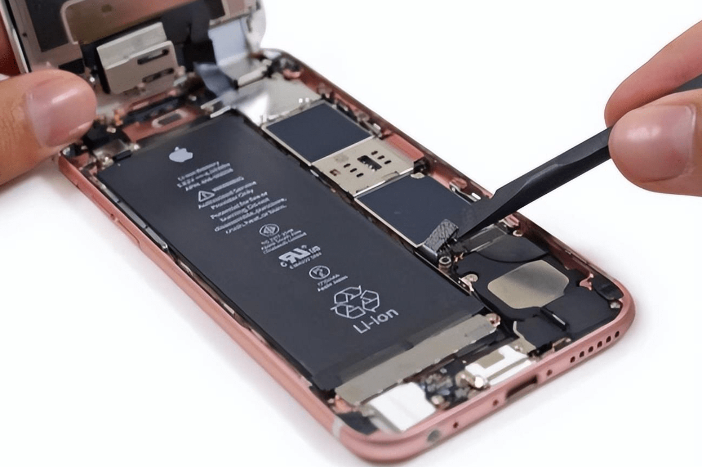 iPhone未来自己换电池？欧盟表示：手持设备必须可更换电池 