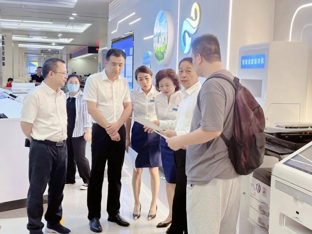 南宁市委办公厅(南宁市委办公室副主任)