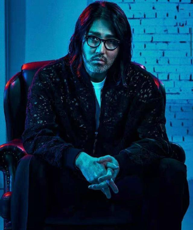 电影推荐:车胜元再次证明了"千面脸"——《乐园之夜》_netflix_黑帮