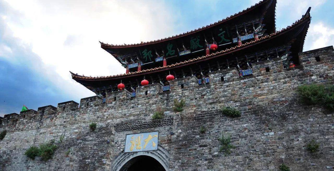 云南五日游路线，丽江古城、玉龙雪山、泸沽湖、大理洱海全在其中-云南五日游攻略自助游