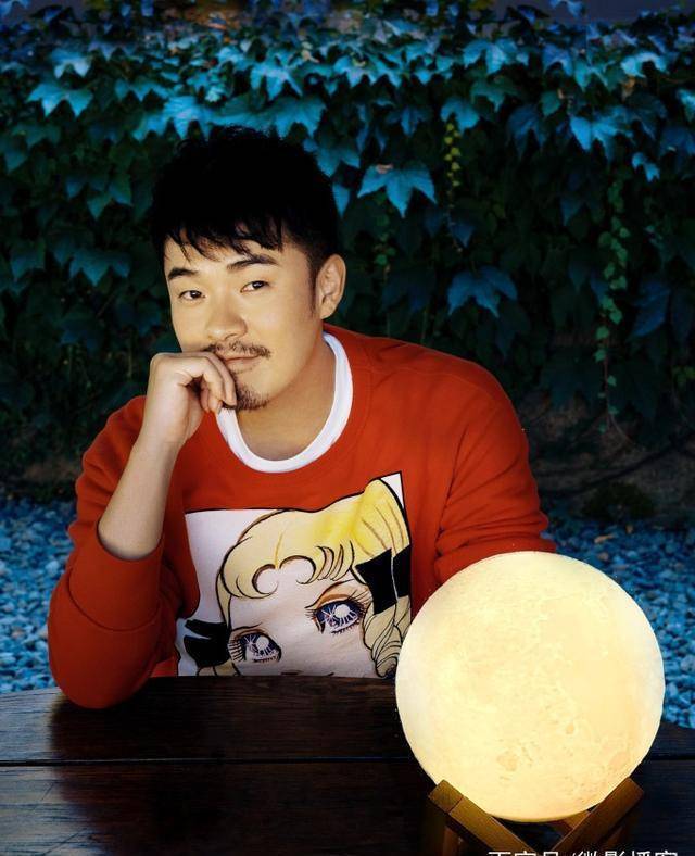 陈赫发博晒娃学跳舞,感觉到了超哥的旋律,这腿要胖到什么时候?