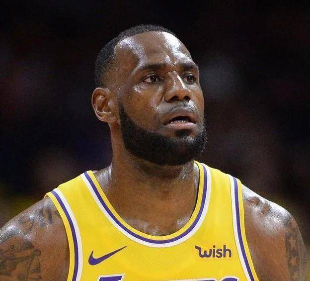 理性讨论,为何那么多人黑詹姆斯?