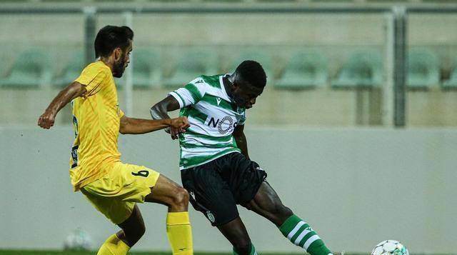 豪门排行_皇马第三!FIFA最新俱乐部排行,巴萨跌出前十,大巴黎持续下滑(2)