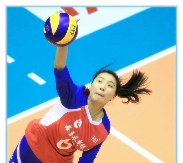 浙江女排方面,王娜不老,汪慧敏仍堪大用,也希望李静能披挂上阵,发挥出