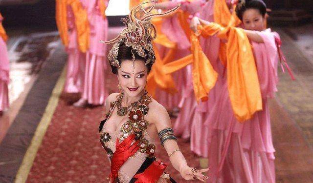 六位女星扮演的苏妲己,张馨予被她代替,王丽坤的妲己像好人_温碧霞