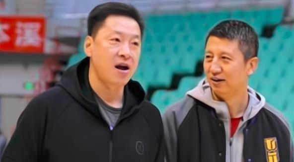 自由球员没人要,郭士强早有准备,杨鸣也想出手_李京龙_儿子_广州队
