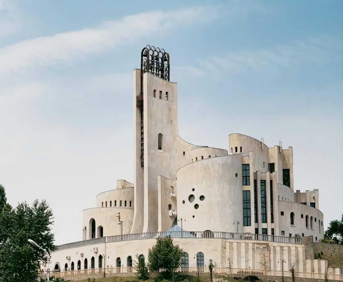 苏联时期的建筑风格:兼具科幻与未来之美,现在再也没人建了_地点_友谊