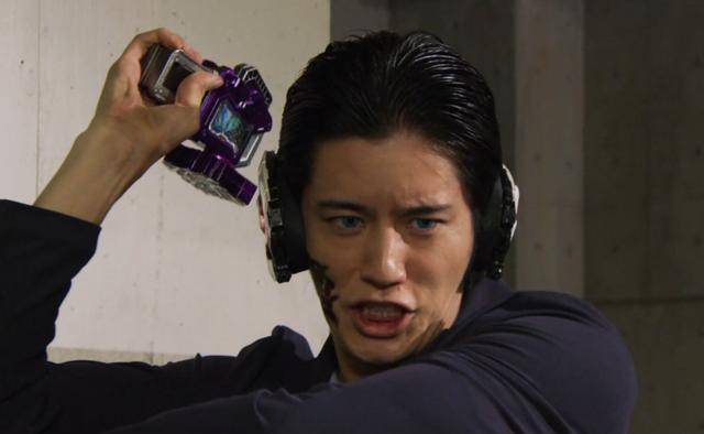 假面骑士genm幻梦无双形态变身美少女战士变身风格和神十亿无关_虾饺