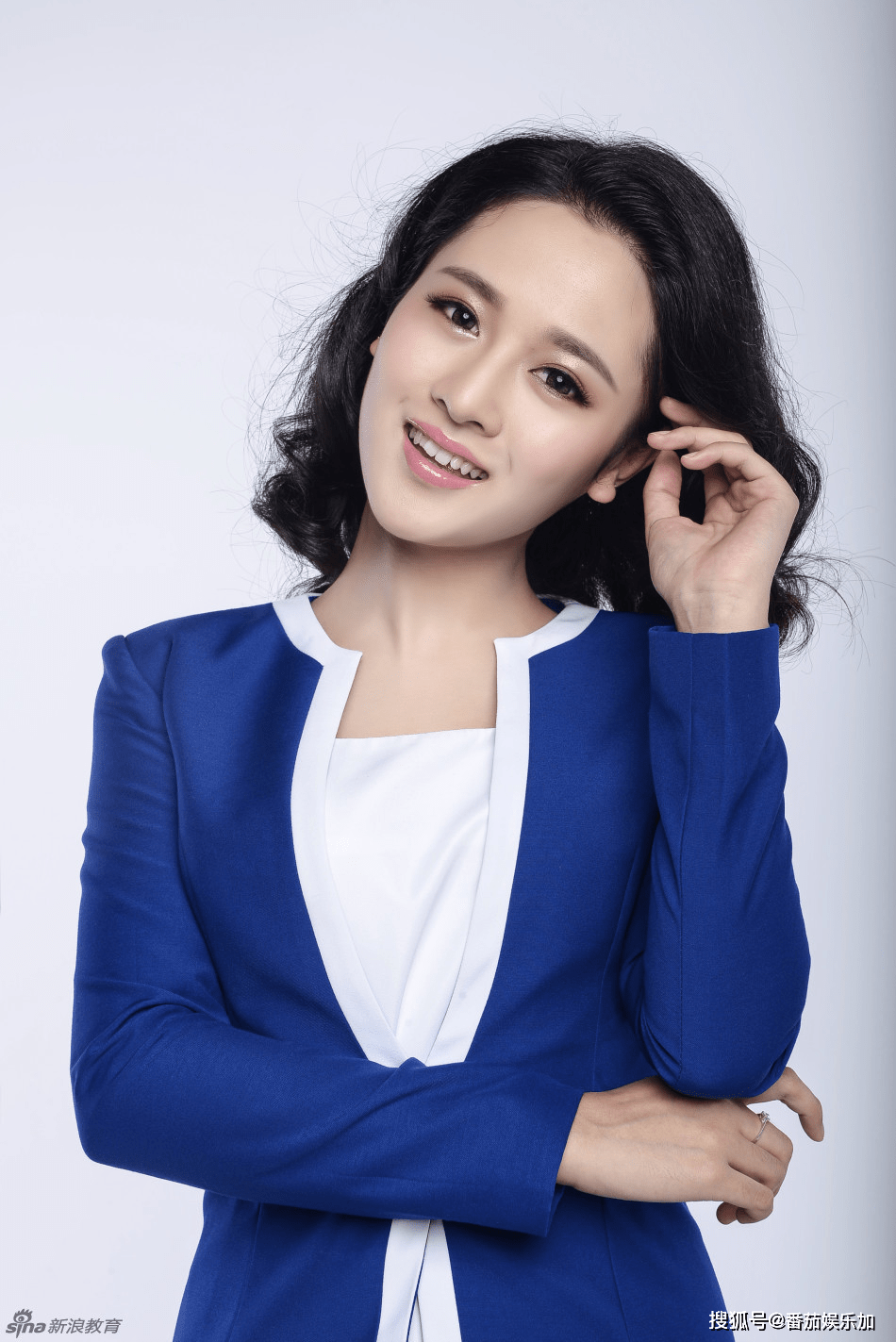 没房没车,养儿女没钱,事实证明,主持人的靓丽背后展现"不堪"_刘天伊